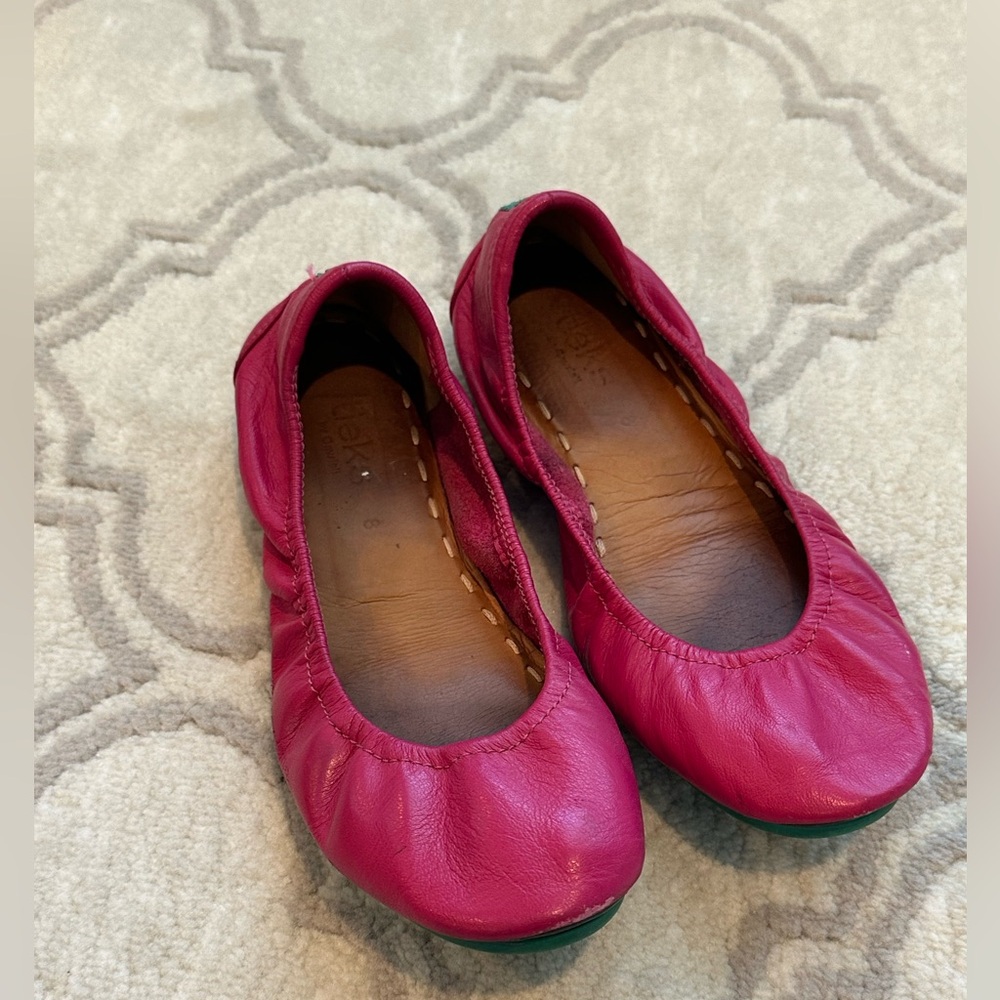 Tieks - hot pink, size 8